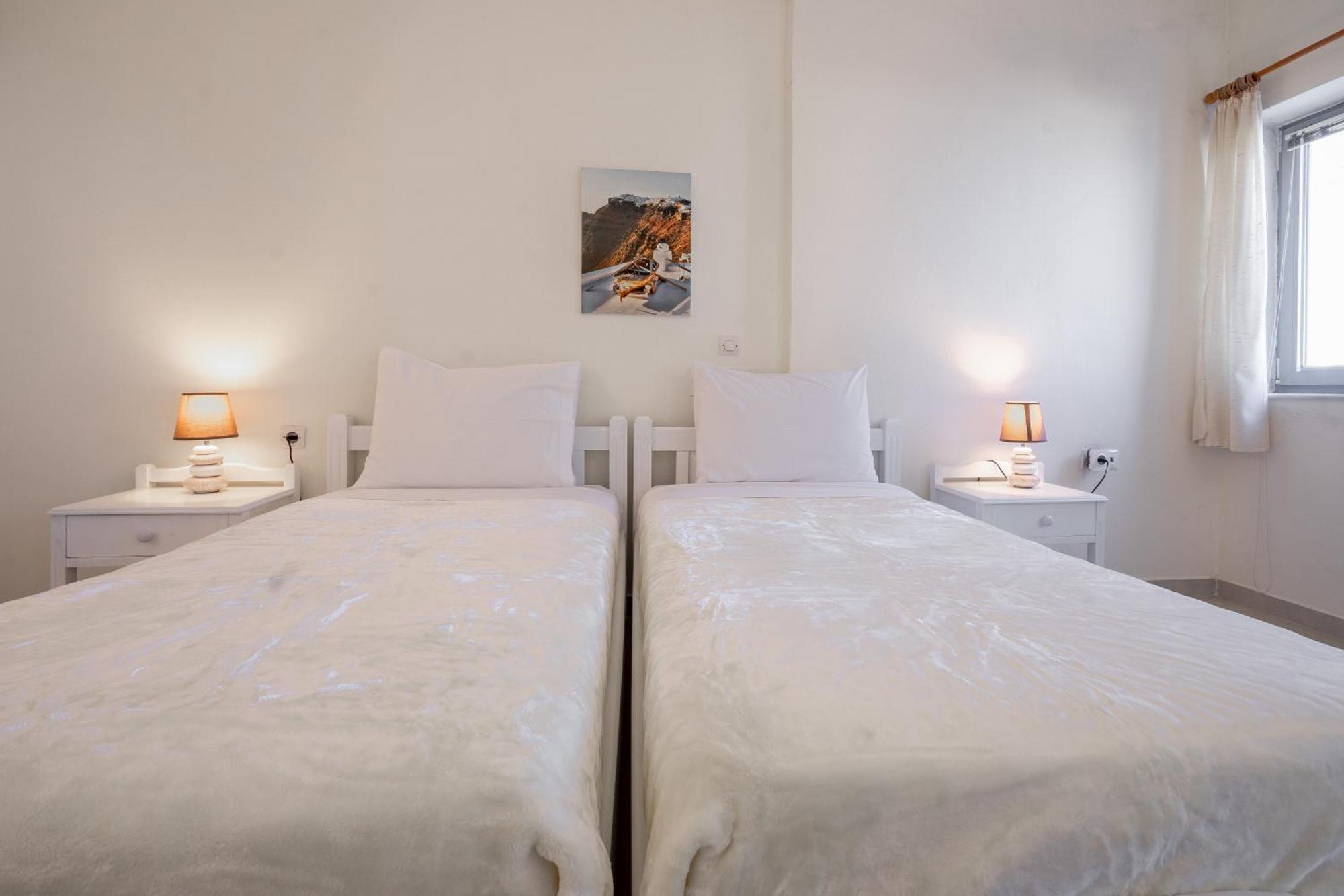 Ersi Villas Fira  Rom bilde