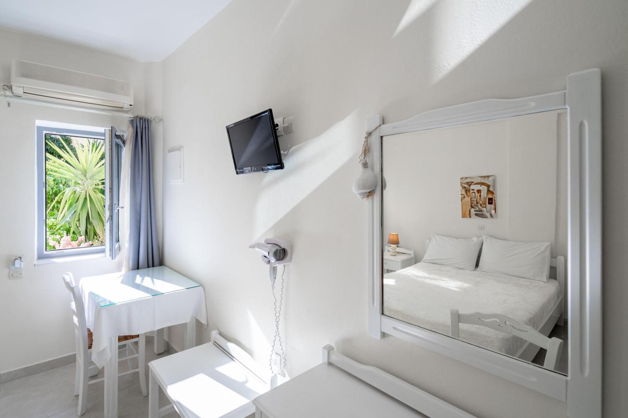 Ersi Villas Fira  Rom bilde